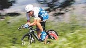 <b>PRIMER TEST. </b>Armstrong dijo estar satisfecho tras la contrarreloj.