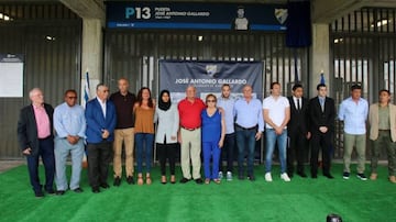 Acto de apertura de la Puerta 13 el 8 de agosto de 2017 con la familia de Gallardo.