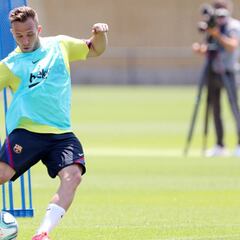 Arthur o nada: Pjanic y De Sciglio, pendientes del brasileño