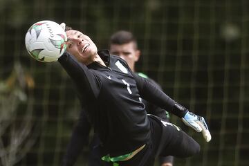 Así fue el entrenamiento de Atlético Nacional pensando en la primera fecha de cuadrangulares ante Cúcuta Deportivo en el Atanasio Girardot el sábado 9 de noviembre.