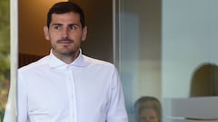 Casillas denies retirement reports