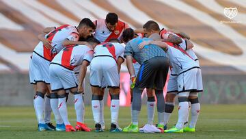 Los jugadores del Rayo, justo antes de un partido.