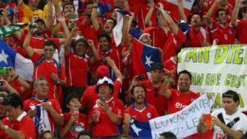 Los aficionados de Chile ya apoyaron incondicionalmente a su selección en Cuiabá ante Australia.