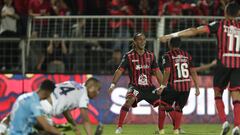 La Liga Deportiva Alajuelense venci&oacute; a los actuales campeones de Costa Rica y logr&oacute; su boleto a la final, en donde espera a Saprissa o Herediano.
