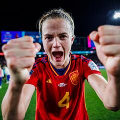 The incombustible Irene Paredes