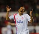 Sevilla, con Carlos Bacca en el banco, recibe al Espanyol