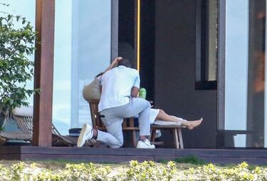 ?Problemas? ?Alex Rogrguez y Jennifer Lopez muestran su amor!