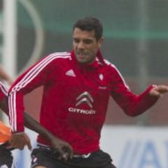 Augusto será intervenido por una rotura en la mano derecha