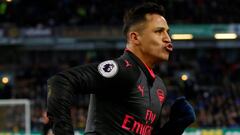 Alexis responde a las dudas con eficacia en goles y asistencias