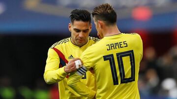 Falcao Garc&iacute;a y James Rodr&iacute;guez durante el partido amistoso entre Colombia y Francia