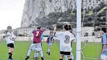 <b>QUIEREN SER DE LA UEFA. </b>El fútbol de Gibraltar sigue sin pertenecer al organismo.