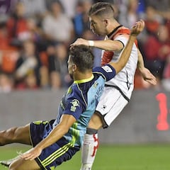 Juan Muñoz castiga a un Rayo sin pegada y el Almería sigue invicto