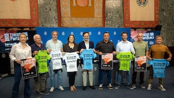 Lope Afonso, Dimple Melwani, Oliver Jesús Afonso, Eduardo Pérez, Anna Kosvintseva, Ángel Lobo y Juan José Hernández en la presentación del Tenerife Puntablanca Young Series 2025 en el Salón Noble del Cabildo.