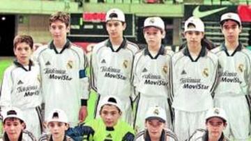 <b>GANADOR. </b>Granero, con un círculo, lideró a este equipo en el Torneo del Centenario del Espanyol.