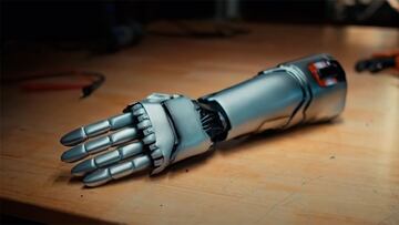 Cyberpunk 2077: el brazo biónico de Johhny Silverhand se hace realidad con fines benéficos