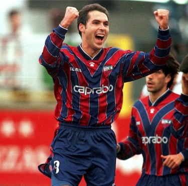 Barcelona (1994-1996) - Espanyol (1999-2006).