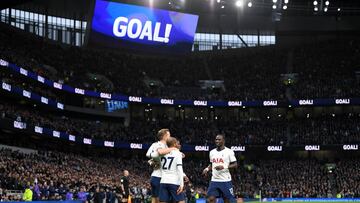 LONDON, ENGLAND - DECEMBER 07: Harry Kane of Tottenham Hotspur celebrates with teammates after scoring his team&#039;s first goal during the Premier League match between Tottenham Hotspur and Burnley FC at Tottenham Hotspur Stadium on December 07, 2019 in