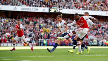 Arsenal y Tottenham se enfrentan en el Emirates Stadium por la fecha 4 de la Premier League.