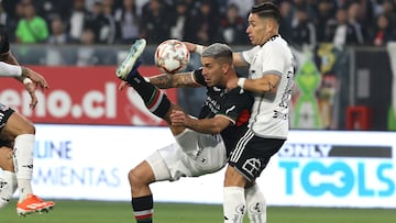 Futbol, Colo Colo vs Palestino.
Fecha 13, Campeonato Nacional 2024.
El jugador de Palestino Jonathan Benitez es fotografiado contra Colo Colo durante el partido de primera division disputado en el estadio Monumental en Santiago, Chile.
19/05/2024
Karin Pozo/Photosport
Football, Colo Colo vs Palestino.
13th turn, 2024 National Championship.
Palestino's player Jonathan Benitez is pictured against Colo Colo during the first division match held at the Monumental stadium in Santiago, Chile.
19/05/2024
Karin Pozo/Photosport