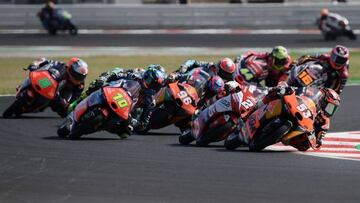?nc¨¹ por delante de Guevara en las primeras vueltas de Moto3.