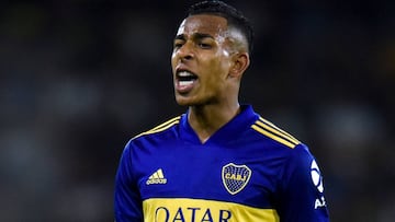 En Boca afirman tener una oferta por Sebasti&aacute;n Villa.