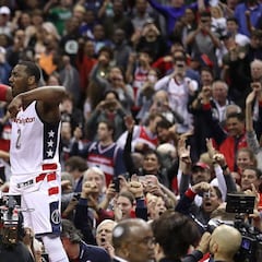 LeBron sonríe: un triple de Wall fuerza el séptimo entre Wizards y Celtics