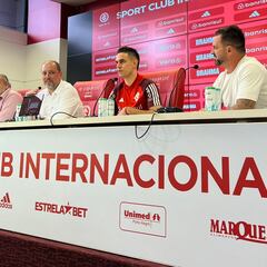 Santos Borré: “Me hacía falta la pasión del fútbol sudamericano”