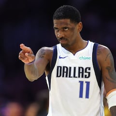 Los Dallas Mavericks sonríen con Kyrie Irving