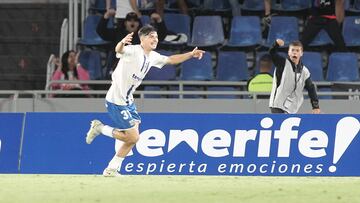 Teto marca el camino de la cantera