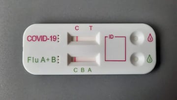 Los dobles test de antígenos ya se venden en las farmacias.