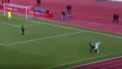 El día que el flamante '9' azul imitó el mejor túnel de Riquelme