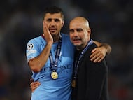 Soccer Football - Champions League Final - Manchester City v Inter Milan - Ataturk Olympic Stadium, Istanbul, Turkey - June 11, 2023 Manchester City's Rodri and manager Pep Guardiola celebrate after winning the Champions League REUTERS/Molly Darlington TPX IMAGES OF THE DAY