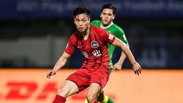 Juan Fernando Quintero, volante del Shenzhen fue clave para la victoria de su equipo 1-2 ante el Henan Jianye. El colombiano dio dos asistencias