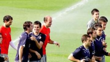 <b>EN CAMINO. </b>La plantilla ha puesto rumbo a Europa y está culminando una gran remontada.