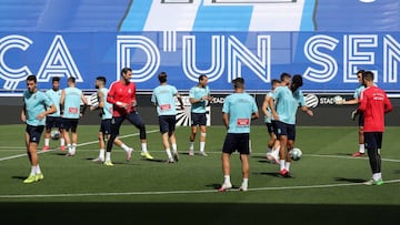 Rufete deja fuera a Naldo y cita al joven Villahermosa