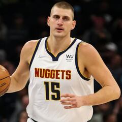 Nikola Jokic leads Denver to OT win with triple-double as Giannis struggles