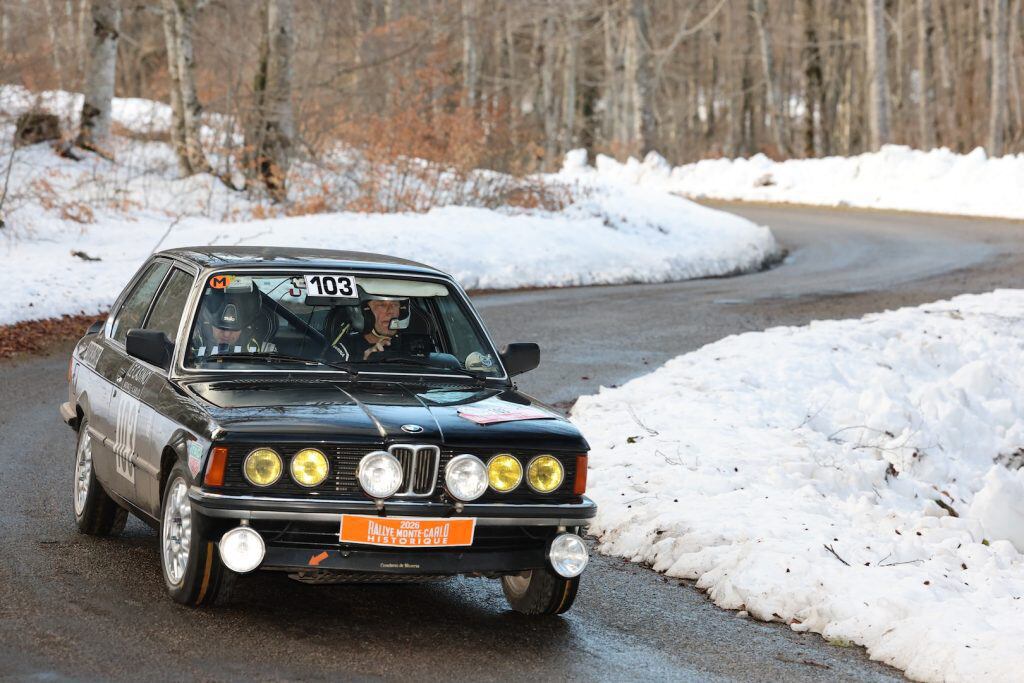 Luis Climent se convierte en el primer español que gana el Rally histórico de Montecarlo.