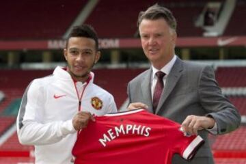 El holandés Memphis Depay dejó el PSV por el Manchester United en un acuerdo que se selló por 27,50 millones de euros.