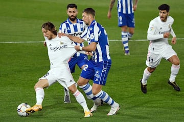 Luka Modric y Florian Lejeune.