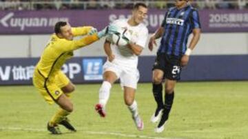 Handanovic: "El Real Madrid ha sido mejor que nosotros"