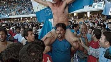<b>RECOMPENSA. </b>Los xerecistas celebraron la permanencia y la consecución del pichichi a cargo de Yordi, goleador también ayer.