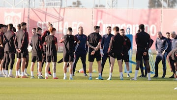 Charla de García Pimienta.