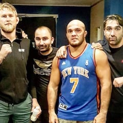 Espino, en el campamento de Gustafsson para la Fight Island