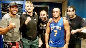 Juan Espino y Alexander Gustafsson.