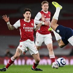 El Betis coloca sus focos en el lateral diestro Héctor Bellerín