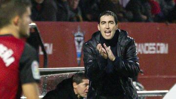 Iraola: "La política con jeques depende del largo plazo"