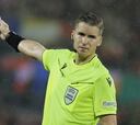 Quién es François Letexier, el árbitro del Dortmund - Barcelona de la Champions League