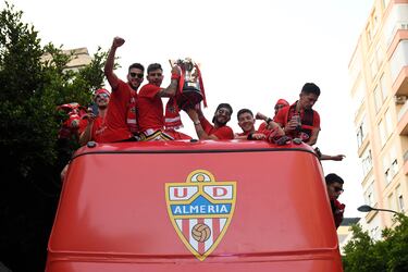 A la afición de la UD Almería se la conoce de dos formas distintas. Por un lado, rojiblancos, ya que son los colores del equipo, presentes tanto en el escudo como en la equipación. Por otro lado, indálicos. El origen de este apodo es el Indalo, una figura rupestre del Neolítico tardío o Edad del Cobre, que representa una persona con los brazos extendidos y un arco en sus manos. Esta pintura se encuentra en la cueva de los Letreros, situada en el municipio Vélez-Blanco y declarada Patrimonio de la Humanidad. Tan representativo es el Indalo, que el escudo de Almería lo tiene en su parte superior.