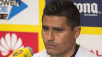 Osvaldo Martínez expresó ante los medios su molestia sobre la fuerte entrada de Kannemann sobre Sambueza el pasado fin de semana.
