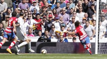 En el regreso de James Rodríguez, el Real Madrid venció al Granada en el Santiago Bernabéu. 